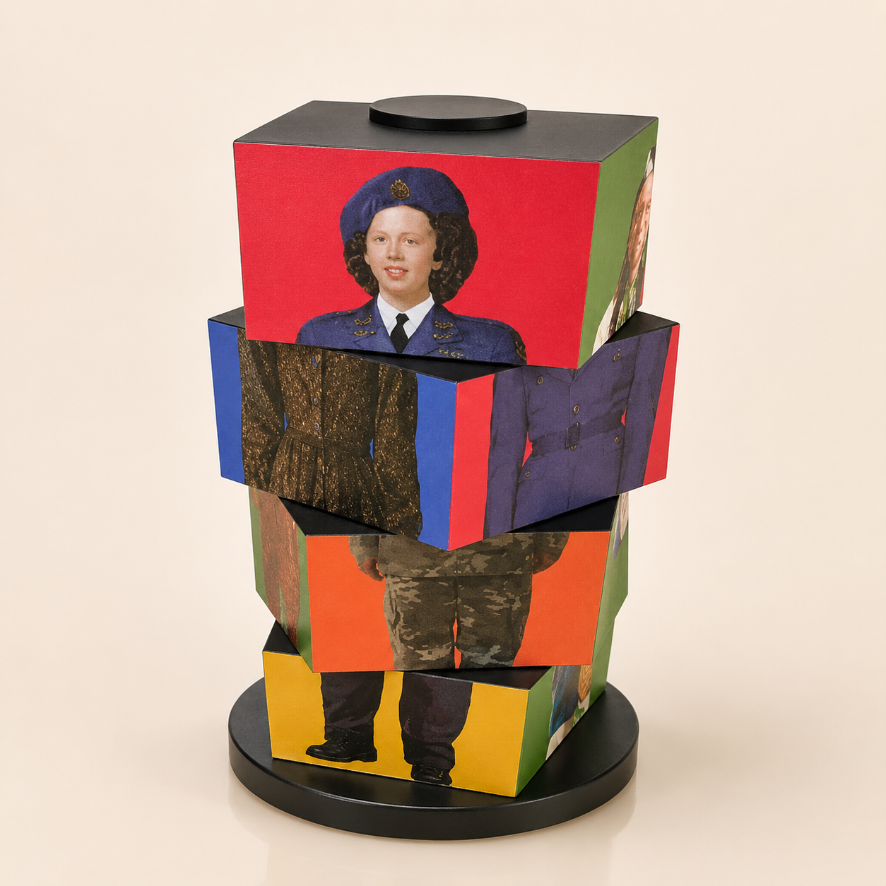 Growth Cube Stand 360