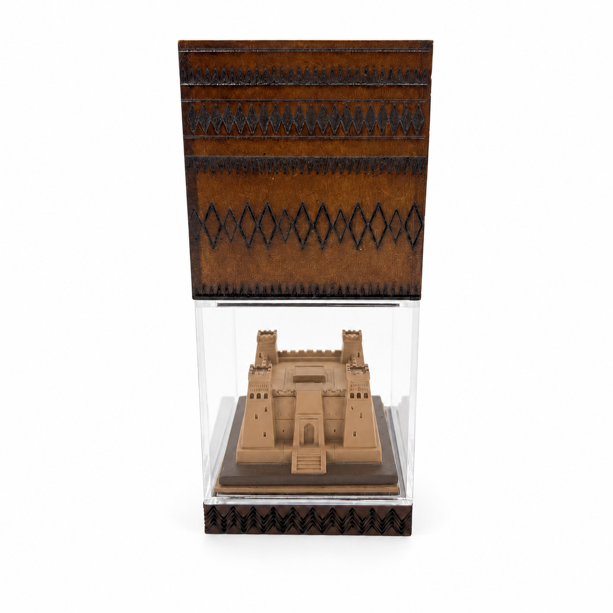 Najdi Sculpture Display